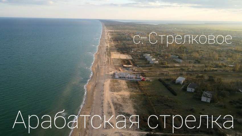 Окупанти примушують школярів співати гімн РФ та забирають зерно у фермерів Окупанти примушують школярів співати гімн РФ та забирають зерно у фермерів