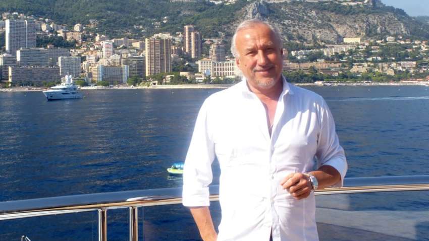 Велика афера: на українське зерно міг купити замок в Італії