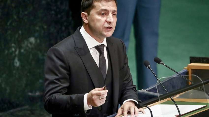 Зеленський: Україна не підписувала угод з "ЛДНР"