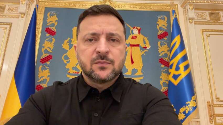 Зеленський на пальцях пояснив, чому саме зараз Путін пішов у війні ва-банк