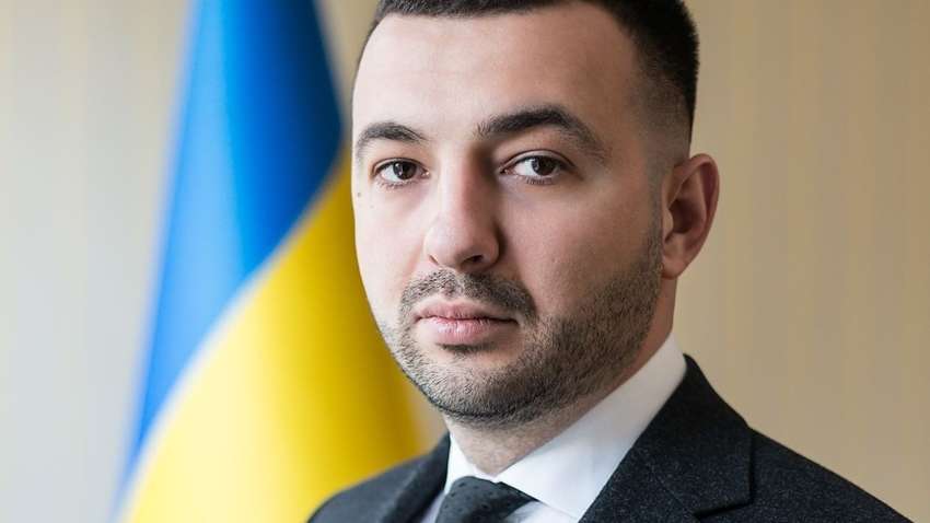 “Еб*ть, как тупых свиней”: эпатажного прокурора Тернопольщины уволили спустя день после назначения