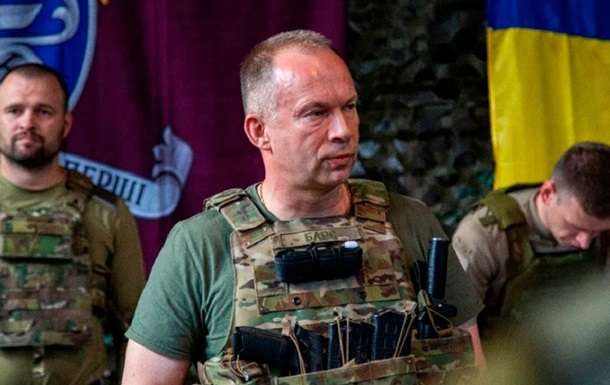 Ситуация на фронте крайне непростая: Сырский созвонился с командующим войсками США в Европе Ситуация на фронте крайне непростая: Сырский созвонился с командующим войсками США в Европе