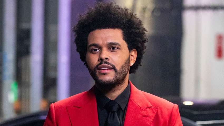 Сбросить кожу и возродиться. Певец Weeknd отказался от псевдонима