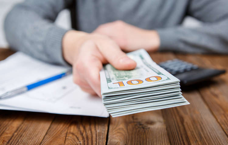 Почему украинцы считают ответственным за коррупцию президента – о чем говорит реакция власти