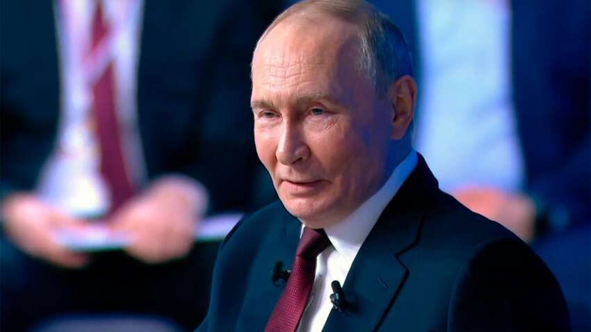 Путін легалізує фейки: на підсумковій пресконференції диктатор розповів вигадку про «розстріляних бабусь» і звинуватив ЗСУ