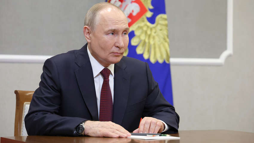 В РФ Путин торжественно отметил День семьи: в это время ракеты прилетели в детскую больницу и роддом