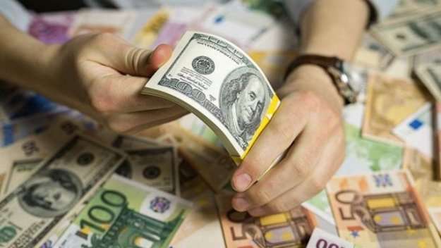 З початку року НБУ купив на міжбанку 2,1 млрд дол