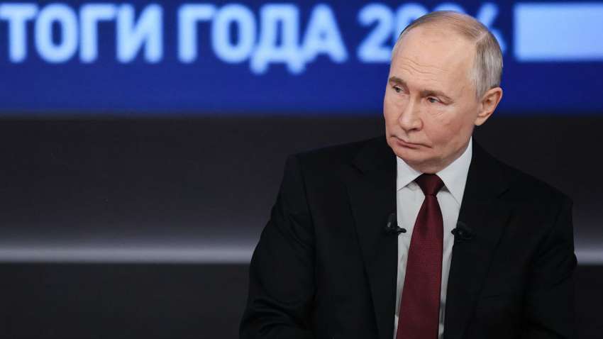 У Путіна запитали, чи змінив би він своє «рішення лютого 2022 року» У Путіна запитали, чи змінив би він своє «рішення лютого 2022 року»