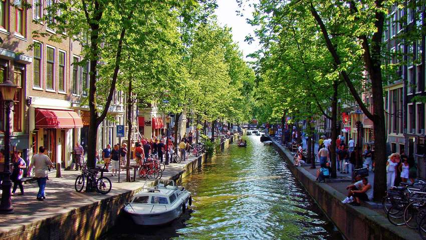 В Амстердаме введут рекордно высокий налог для туристов