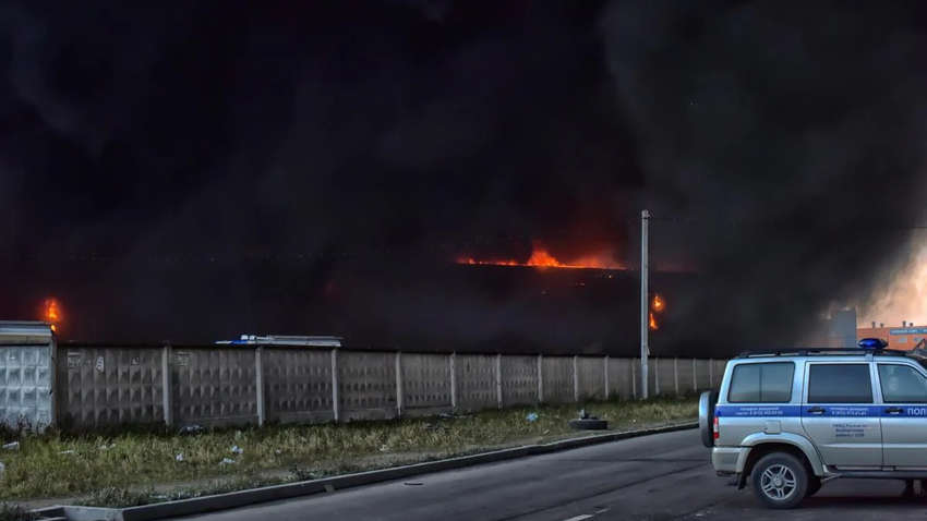 Добиваємо до кінця: де в Росії заявили про сильні вибухи