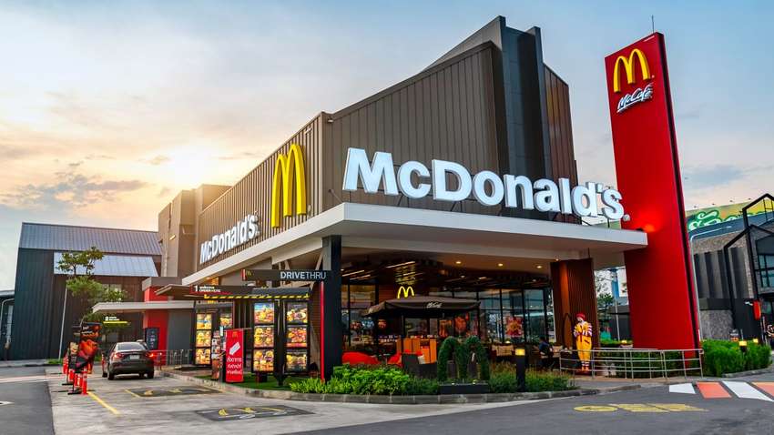 McDonald's будет продавать веганские бургеры McDonald's будет продавать веганские бургеры