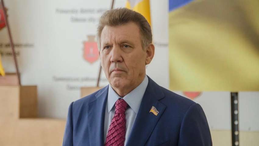 Адвокати Слуги народу Леонова виграли суд проти Ківалова