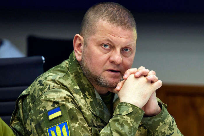 В Украине рассказали о еще одной причине "исчезновения" Залужного