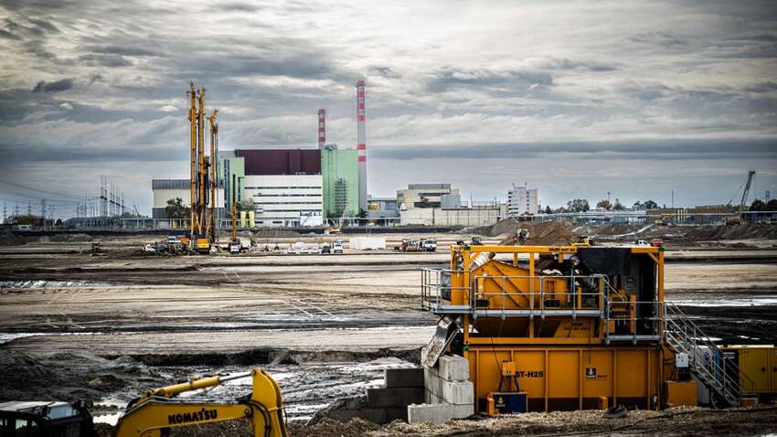 ЄС позбавив Орбана фінансування спільного з РФ проєкту: детапі гучного рішення 