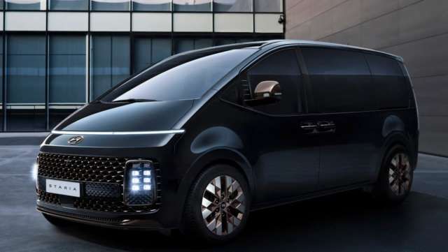 Пока волонтеры собирают деньги на автомобили для ВСУ, прокуроры покупают люксовые машины за 1,7 миллиона Пока волонтеры собирают деньги на автомобили для ВСУ, прокуроры покупают люксовые машины за 1,7 миллиона