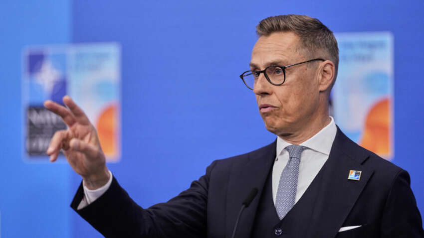 Президент Финляндии раскрыл позицию НАТО по ударам Украины по России