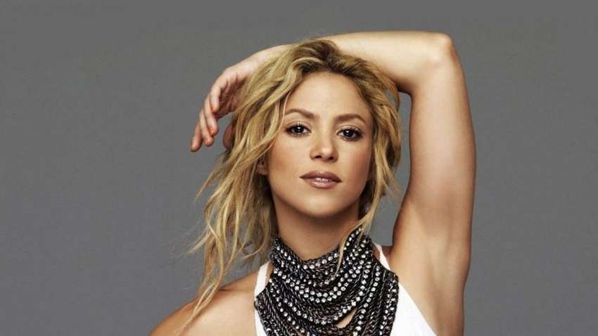 Шакира стала звездой мексиканского Vogue (ФОТО)