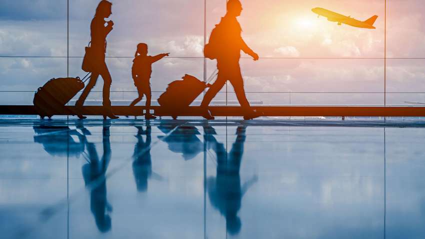 Украинцы смогут путешествовать еще в три страны