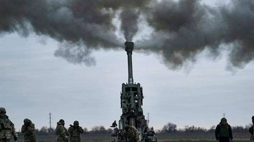 Колишній командир "Азова" розповів про наслідки відходу ЗСУ з Соледару Колишній командир "Азова" розповів про наслідки відходу ЗСУ з Соледару