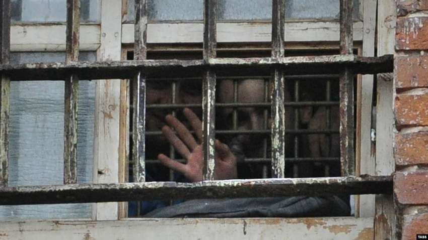 Хорошо охраняемый отель со специальным режимом: стало известно о частных СИЗО