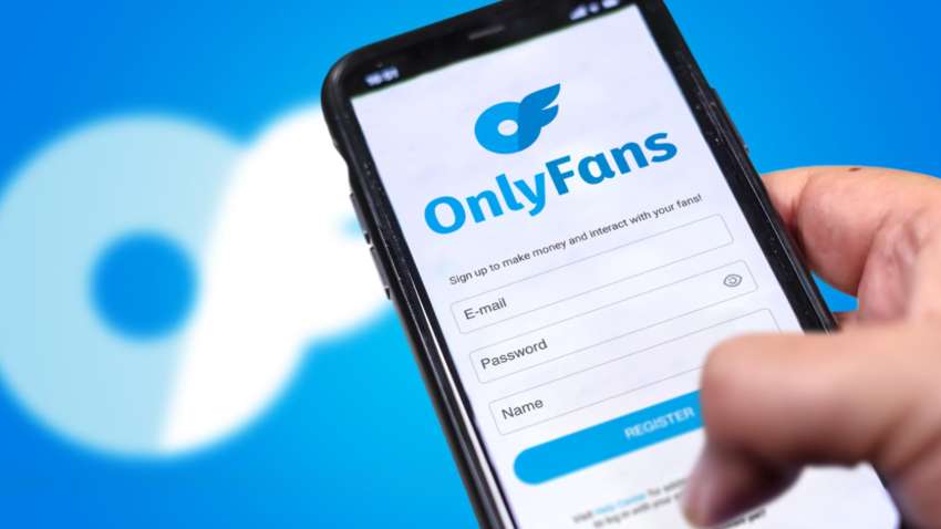 Внушительные цифры: сколько налогов должны заплатить украинские модели OnlyFans