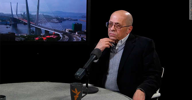 Російський дипломат: Україна, на відміну від Грузії, має реальні можливості захищатись