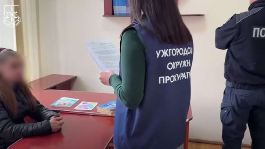 Дитина важила лише 4,6 кг: на Закарпатті судитимуть матір за смерть немовляти Дитина важила лише 4,6 кг: на Закарпатті судитимуть матір за смерть немовляти