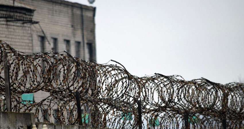 Пытали и применяли насилие: в подпольной тюрьме "ДНР" пытали десятки людей Пытали и применяли насилие: в подпольной тюрьме "ДНР" пытали десятки людей