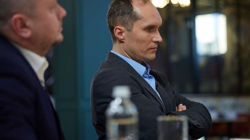 "Мы говорим о черт знает чем": на марафоне Зеленского поссорились журналисты "Мы говорим о черт знает чем": на марафоне Зеленского поссорились журналисты