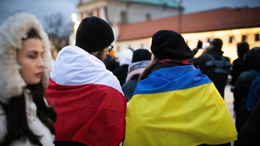 У Польщі різко змінили ставлення до українських біженців: які причини