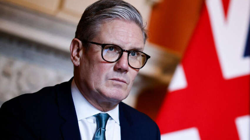 Стармер опроверг слухи об отставке на фоне скандала с экс-послом и Джеффри Эпштейном