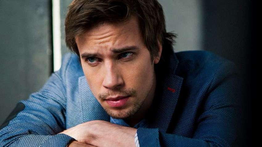 Поддерживает режим Кремля: российский актер подрался из-за войны в Украине Поддерживает режим Кремля: российский актер подрался из-за войны в Украине