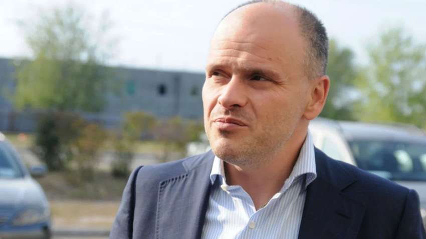 Нардеп від «Слуги народу» пояснив матірне листування про главу МОЗ