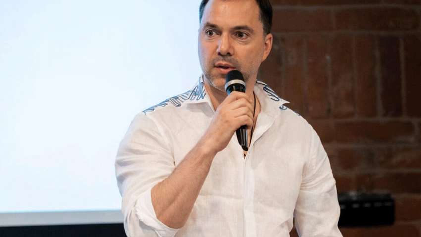 Арестович сделал новые хмурые прогнозы для Украины Арестович сделал новые хмурые прогнозы для Украины