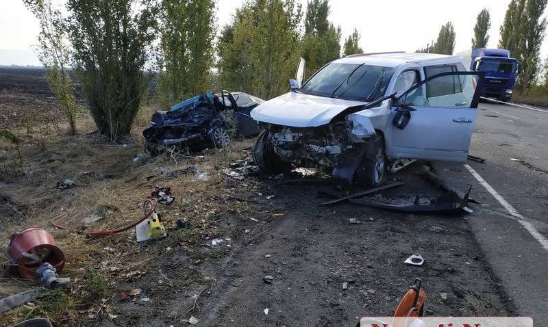 Руководители криминальной полиции и противодействия наркопреступности Николаева погибли в ДТП