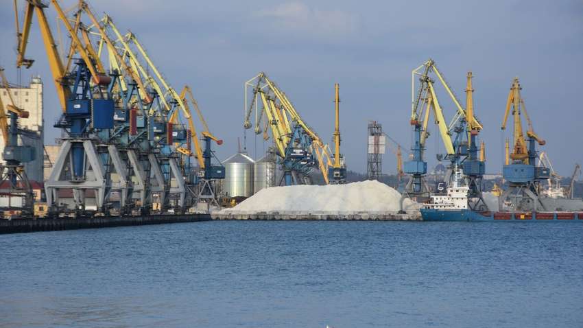 РФ начала шантаж голодом в обмен на снятие санкций: как этому помешать и разблокировать порты Украины