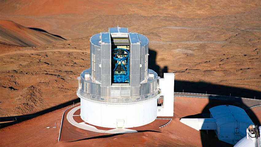 Гаряча, як лава: вчені виявили та показали дуже молоду планету (ФОТО)