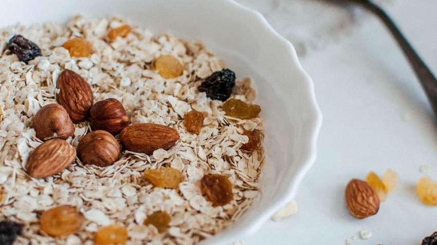 Названі помилки, які «вбивають» користь ранкової вівсянки Названі помилки, які «вбивають» користь ранкової вівсянки