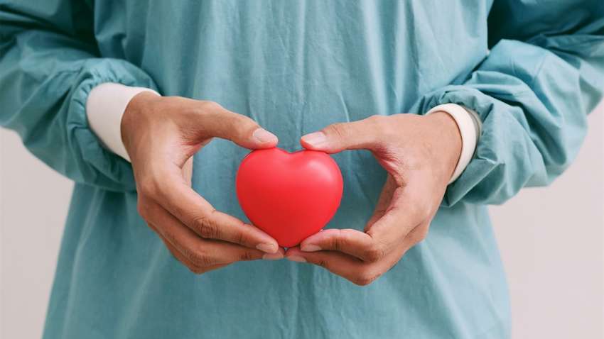 Нам нужно сдать больше крови, чтобы спасти солдат, воюющих за нас Нам нужно сдать больше крови, чтобы спасти солдат, воюющих за нас