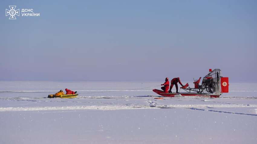 Смертельна риболовля та прогулянки: рятувальники назвали кількість жертв на тонкій кризі цього року