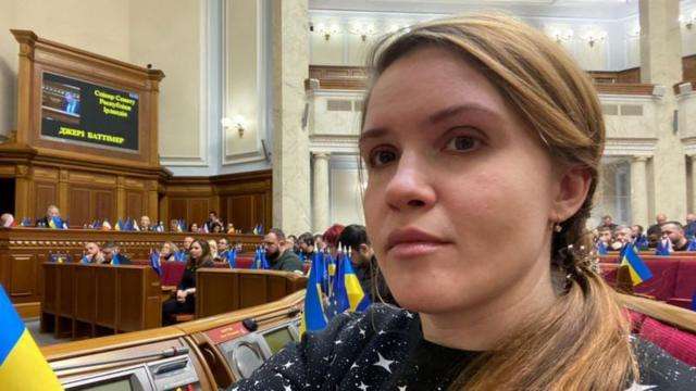 Безуглая намекнула, что Сырский виноват в прорыве россиян на Хакровщине Безуглая намекнула, что Сырский виноват в прорыве россиян на Хакровщине