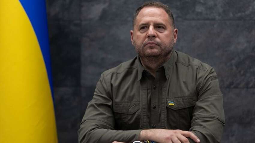 Стало відомо чиєї відставку вимагав Єрмак перед своїм звільненням Стало відомо чиєї відставку вимагав Єрмак перед своїм звільненням