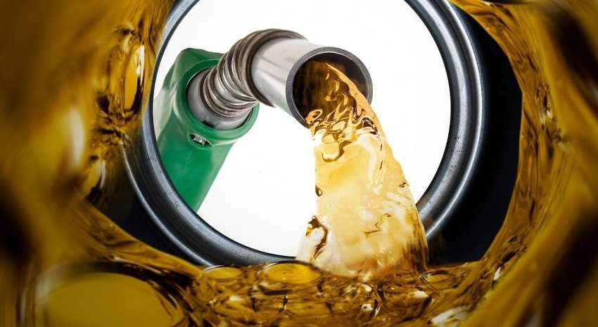 ЗМІ дізналися, хто займався скрутками ПДВ, яке Міноборони повертало постачальникам палива