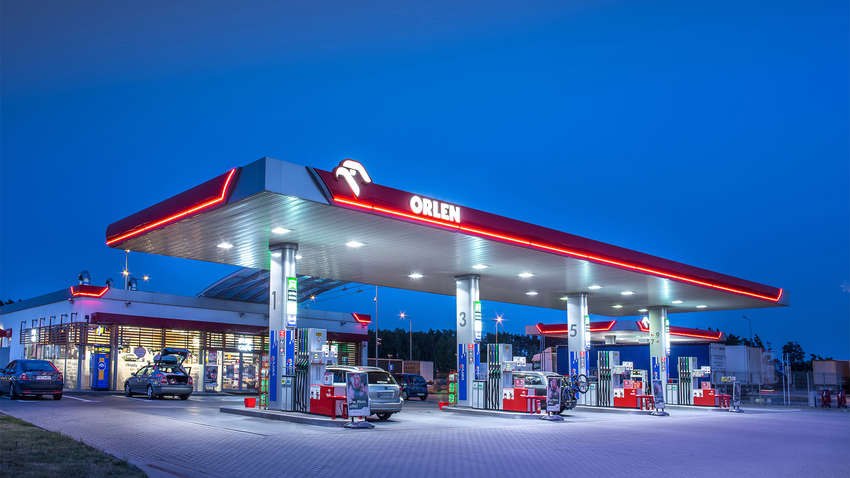 Одна з найбільших компаній Польщі продовжить фінансувати Росію та розпочату нею війну: деталі