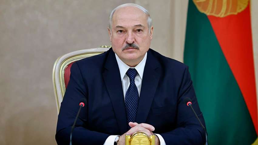 Беларусь изменила Конституцию и отказалась от нейтралитета