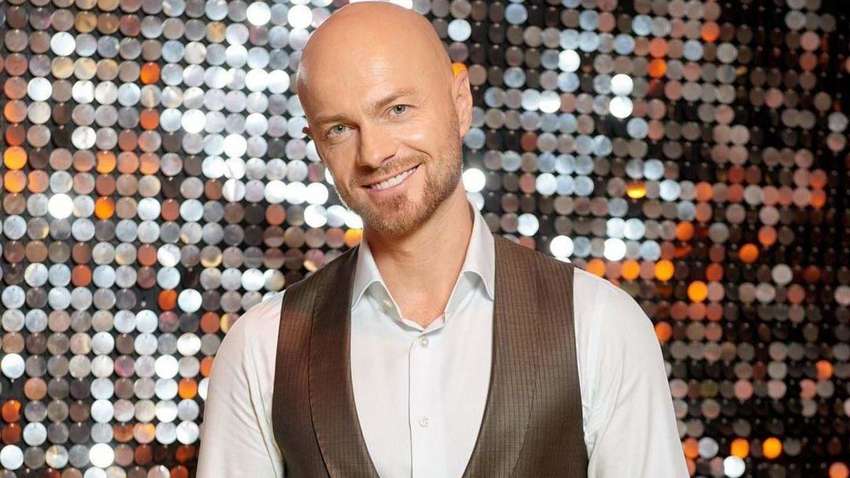 Влад Яма едва не умер на Новый год: инцидент произошел прямо на сцене  Влад Яма едва не умер на Новый год: инцидент произошел прямо на сцене