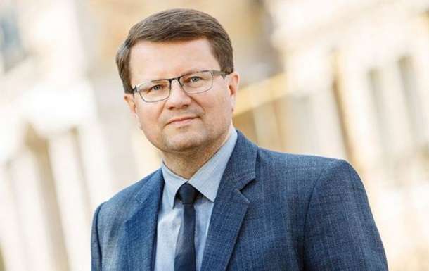 Глава Закарпатской ОГА объявил об отставке