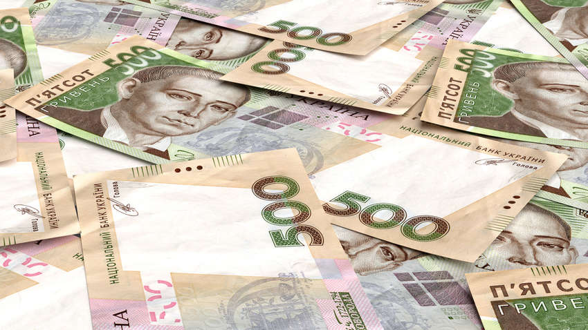 Кабмин хочет обеспечить накопительной пенсией некоторых работников: кто ее получит