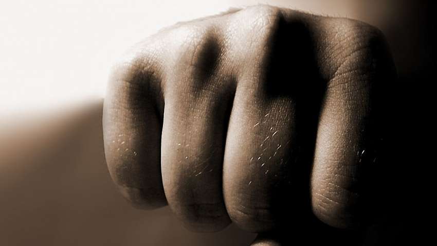 У Польщі п'яні молодики увірвалися в хостел, де живуть українці: подробиці У Польщі п'яні молодики увірвалися в хостел, де живуть українці: подробиці