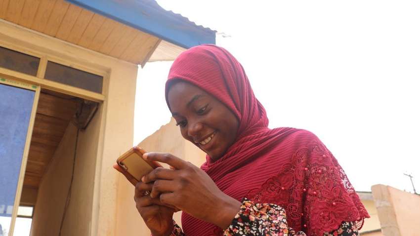 Десятки тысяч смартфонов продаются со встроенным вредоносным ПО Десятки тысяч смартфонов продаются со встроенным вредоносным ПО